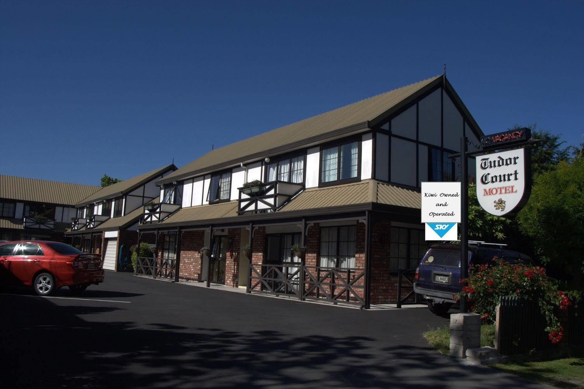 Tudor Court Motel Christchurch Exteriör bild